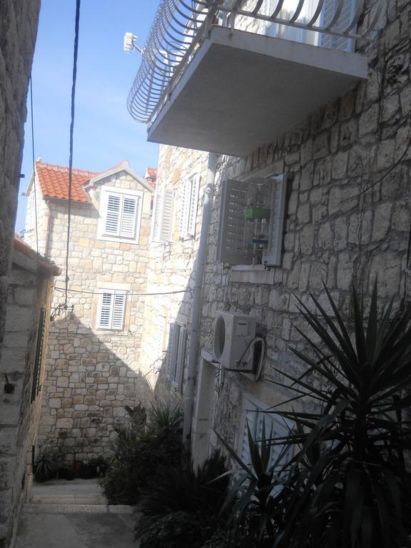 Apartments Ada Novak Hvar Town Bilik gambar