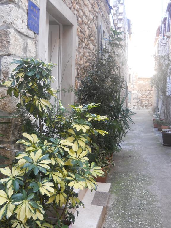 Apartments Ada Novak Hvar Town Bilik gambar
